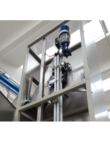 AUTOMATIC GRITS DISTRIBUTOR AUTOMATIC GRITS DISTRIBUTOR